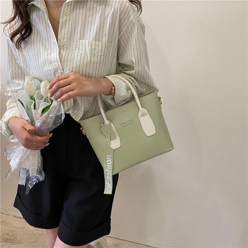 2025 Spring Summer New Women's Bag Texture Women's Small Bag Summer New Korean Multi functional Handbag Trendy Crossbody Bag Simple and Fres