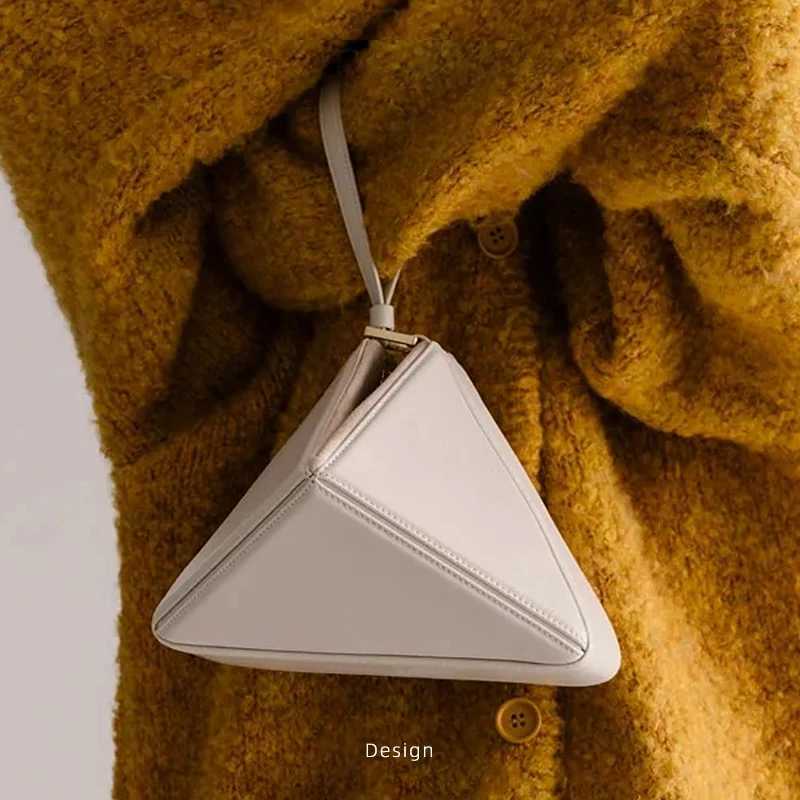 2025 Female Y2k Turkey Designer Famous Luxury Brand Side Cross Body Handbag Hobos Triangle Mini Multi Color Vintage Bag M250606