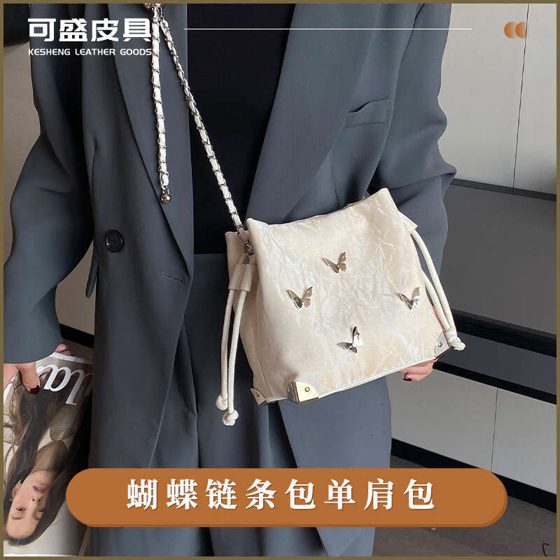Butterfly Chain Bucket Simple Fashion Drawstring Wrinkle Texture Stylish Niche Women's Shoulder Bag 8513#
