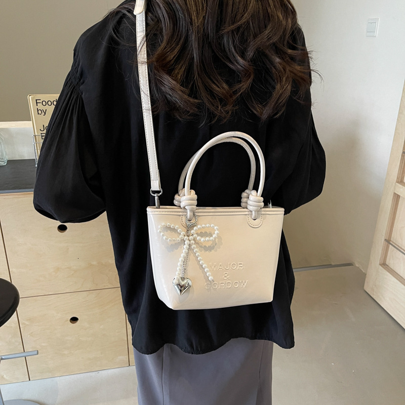 designer Korean Style Women's Bag High-end Exquisite Handbag 2025 Summer New Silver Crossbody Bag Basket Bag