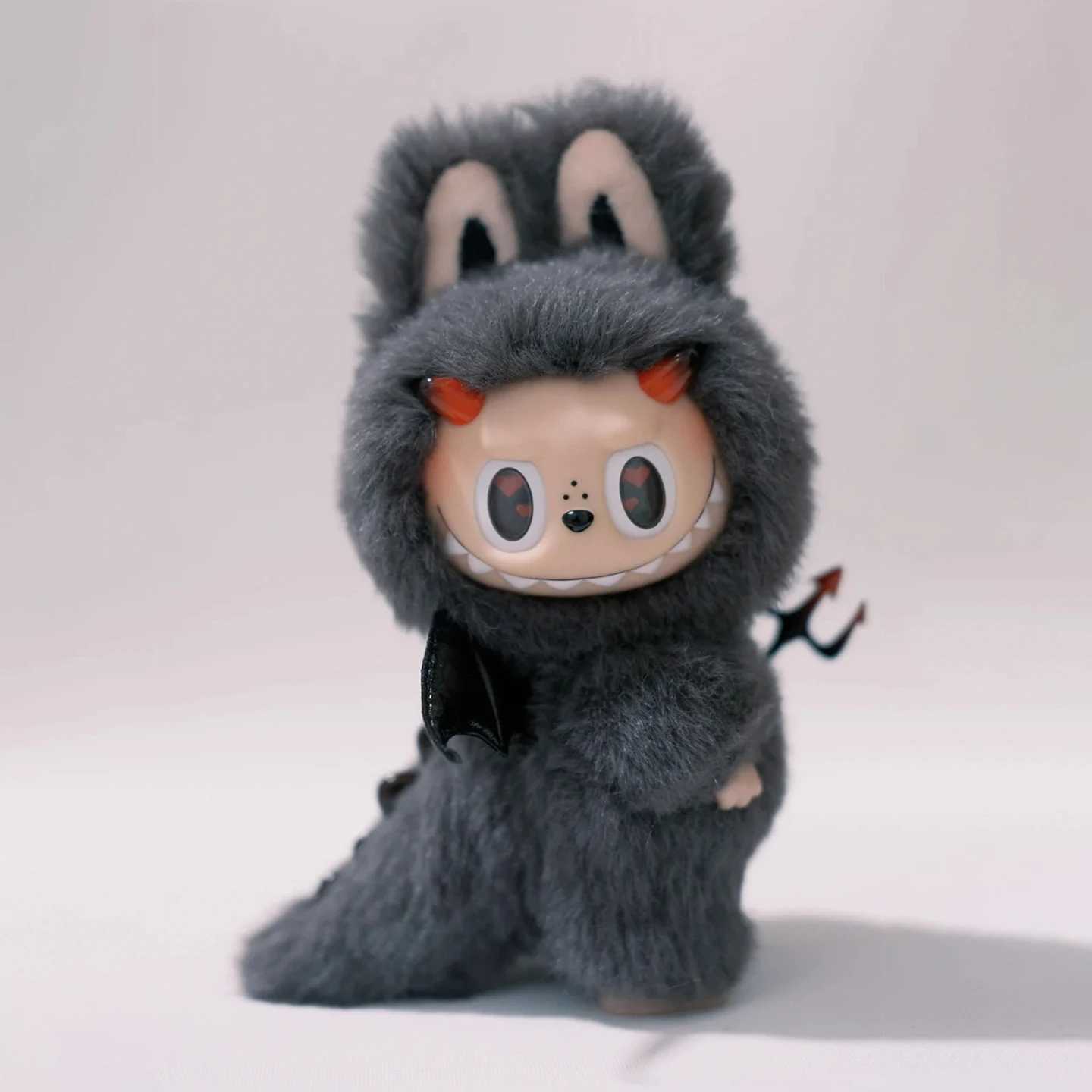 Zimomo Labubu Original Black Custom Kawaii Little Devil Clay Cute Plush Collectible Backpack Pendant Trendy Play Surprise Gift X250606