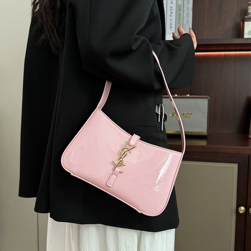 Designer bag free shipping 2025 new fashionable high-end texture armpit bag, single shoulder crossbody bag for women