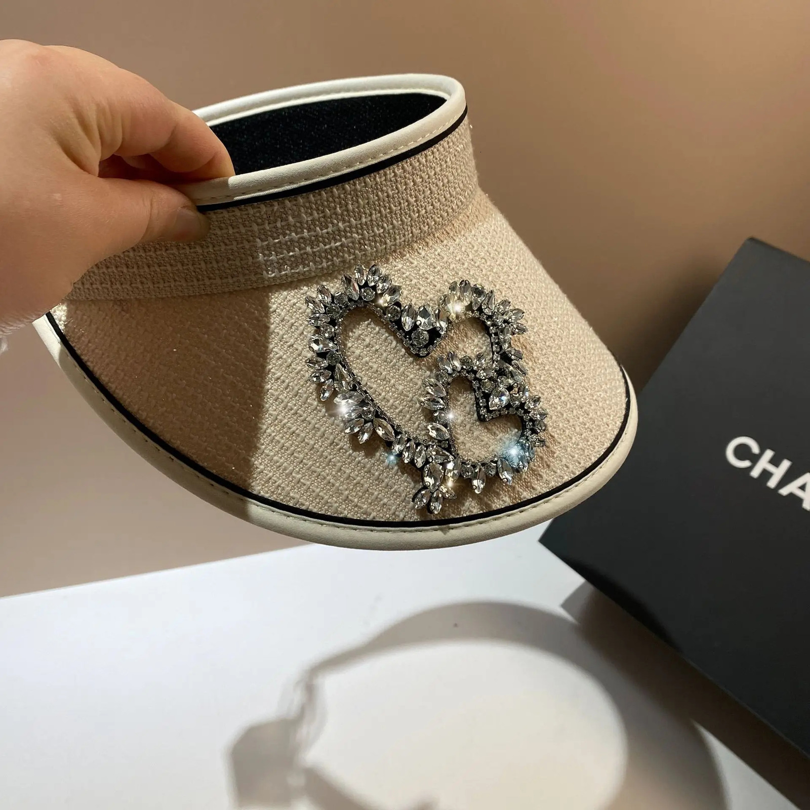 Rhinestone Heart Sun Hat Sunscreen Sunshade Empty Top Hat Large Brim UV Protection Travel Beach Panama Cap 250603