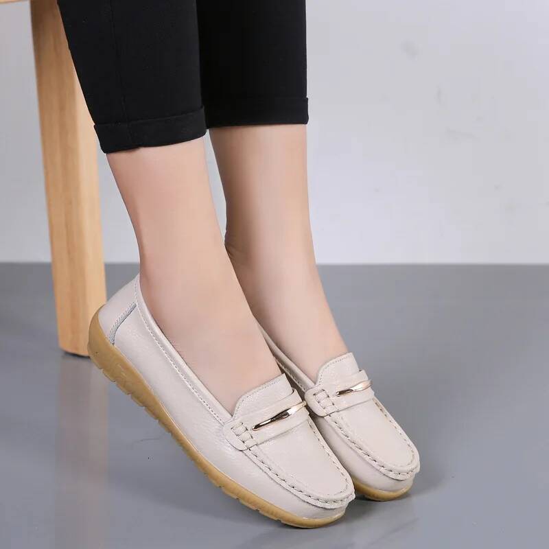 Ddmyoutdoor New Genuine Leather Shoes Woman Slip On Women Flats Moccasins S Loafers Spring Autumn Mother Shoe Big Size G Outdoor Shoes