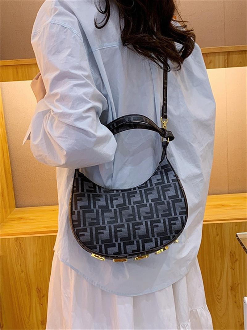 Designer bag free shipping 2025 new fashion light luxury high-end texture crescent bag hand-held single shoulder crossbody bag for women