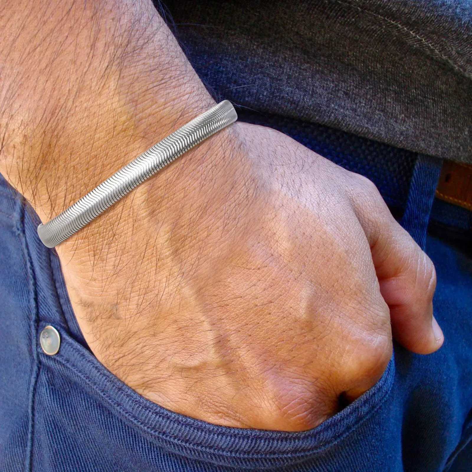 Vnox 6mm Unisex Flat Snake Chain Bracelets Mens Women Herringbone Links Bracelet Adjustable Stainless Steel Simple Jewelry W250606