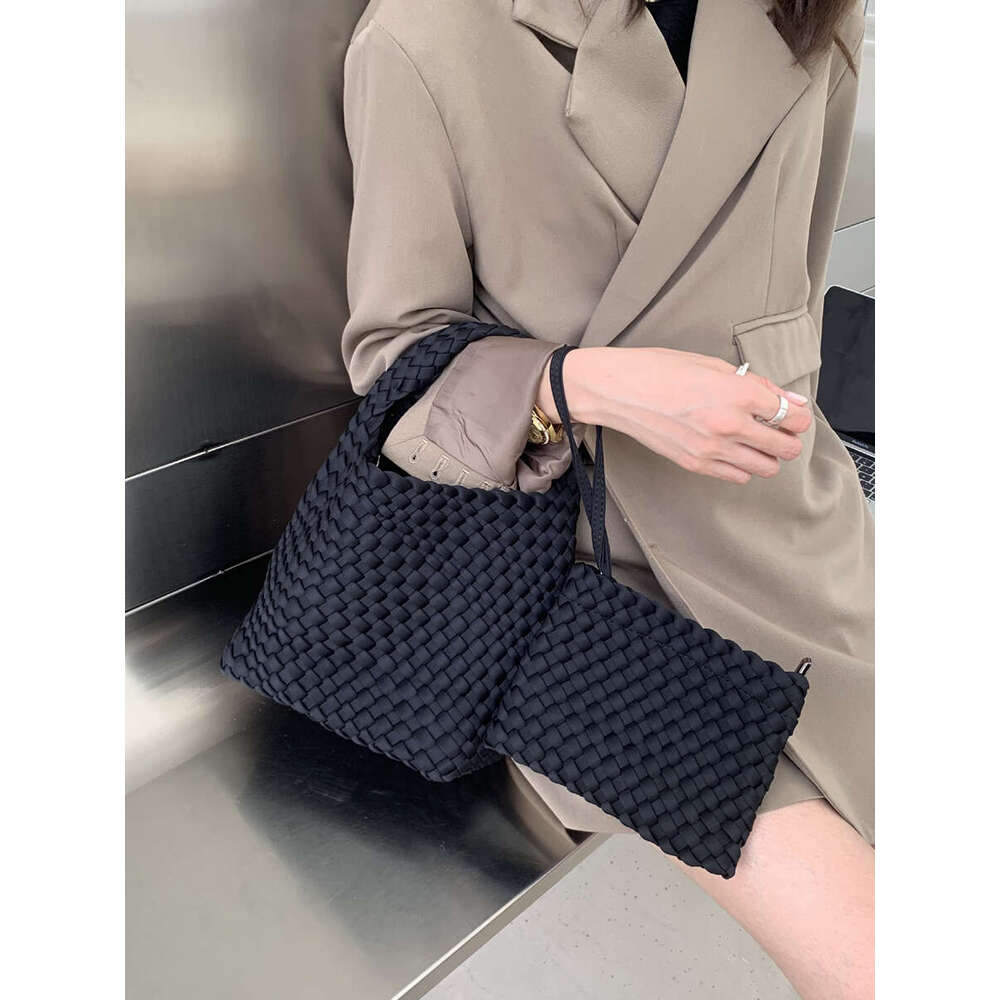 Nylon Fabric Handwoven Large Capacity Tote for Women New Handbag Chain Crossbody Bag