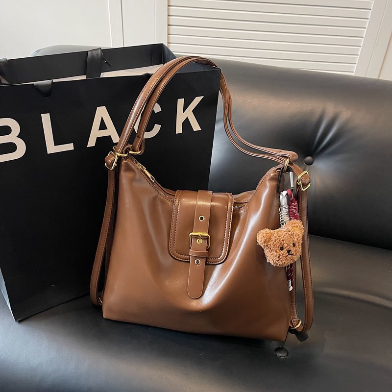 2025 Summer New Women's Backpack with Double Shoulder Women's New Single Shoulder Large Capacity Commuter Handbag, Simple Solid Color Retro 