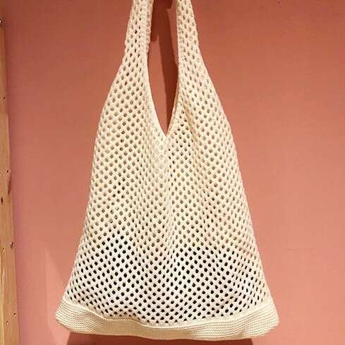 New Korean And Japanese Style Tote Beach Knitted Hollow Shoulder Woven Bag B5