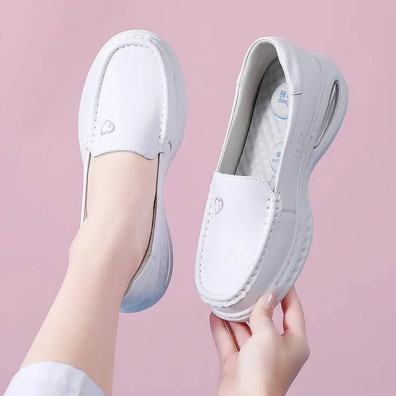 Ddmyoutdoor Flat Loafers Casual On Nurse Shoes Women Outdoor Non Slip Soft Breathable White Work Shoe Outdoor Shoes