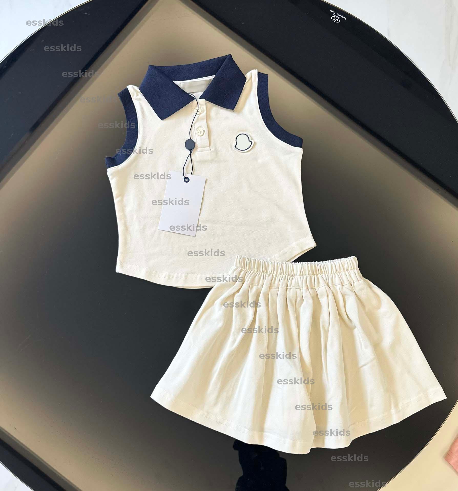 Summer Designer Kid Clothing Letter Girls Luxury Tracksuit Shorts Tees Sleeveless Shorts Sets Fashion Tanks Tee T-shirts Kids Sportsuits Clothing DZD2506061