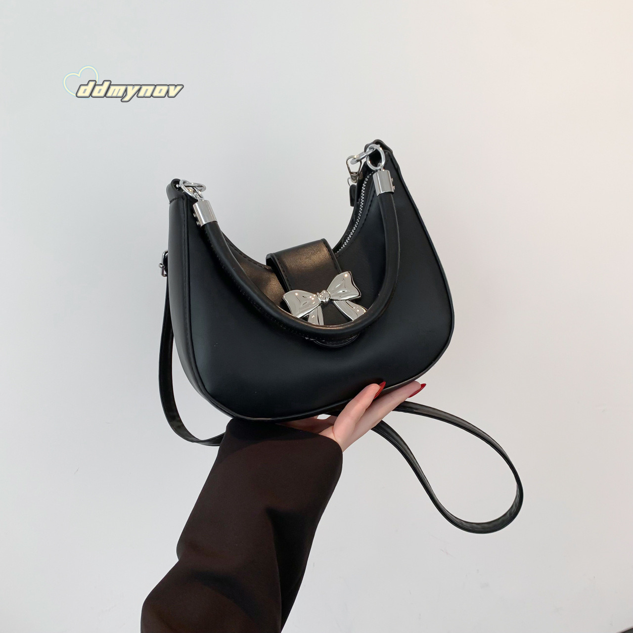 Textured Casual Handbag for Women 2025 New Trend Spring Aesthetic Crossbody Niche Mini Shoulder Underarm Bag ddmynov