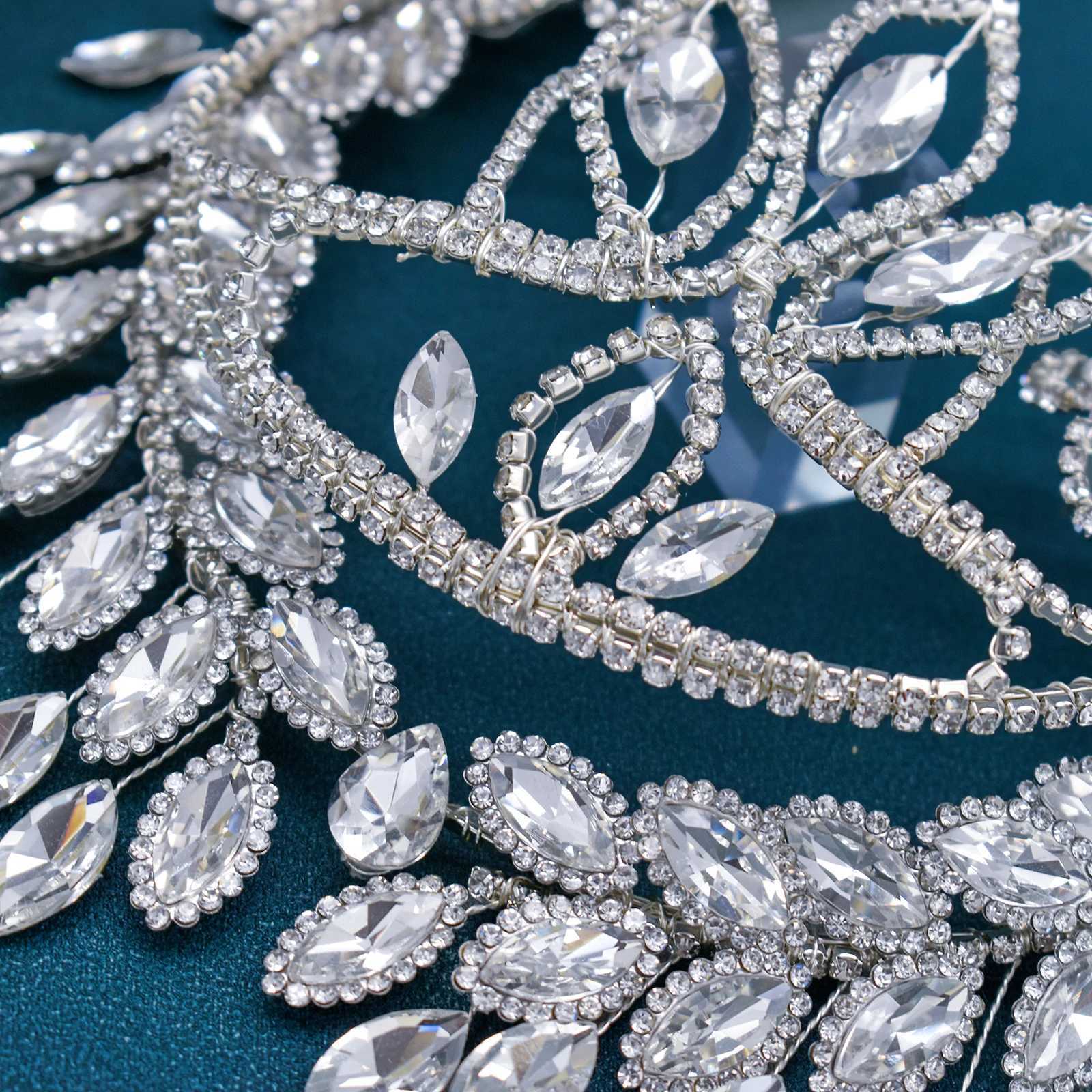 DZ130 Crystal Bridal Headwear Bridesmaid Rhinestone Headband Wedding Tiara Handmade Bridal Hair Accessories Pageant Crown Z250605