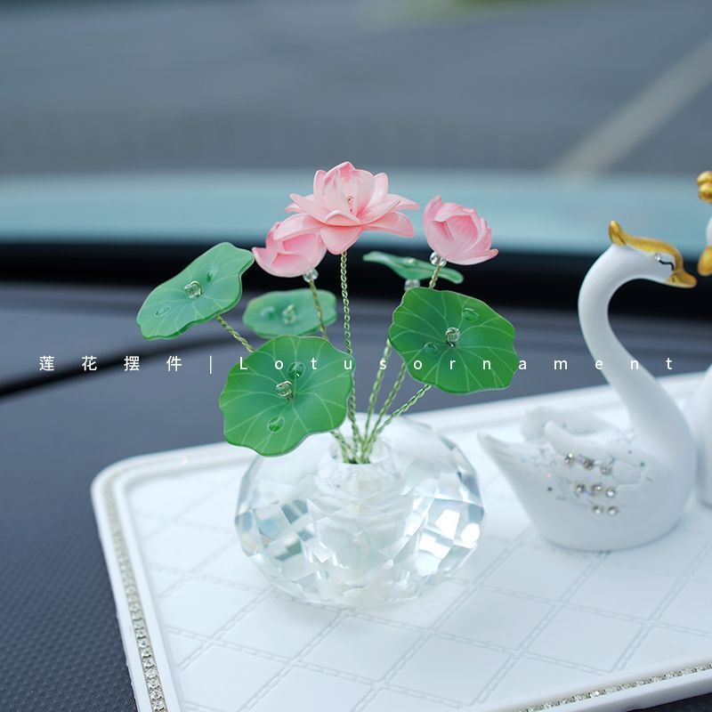 Romantic Car Ornament Crystal Car Dashboard Decoration Lotus Crystal Swan Decoration Women Vehicle Interior Gift