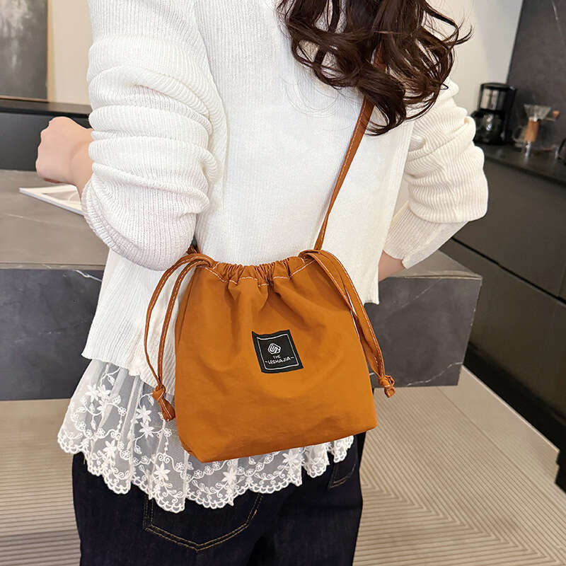 New Korean Style INS Versatile Simple Bucket Niche Design Shoulder Casual Bag