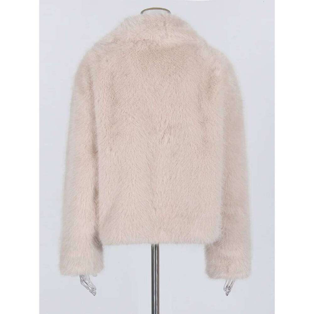 Solid Spliced Fur Coat For Women Lapel Long Sleeves Patchwork Pocket Temperament Style Outwear Female Winter New