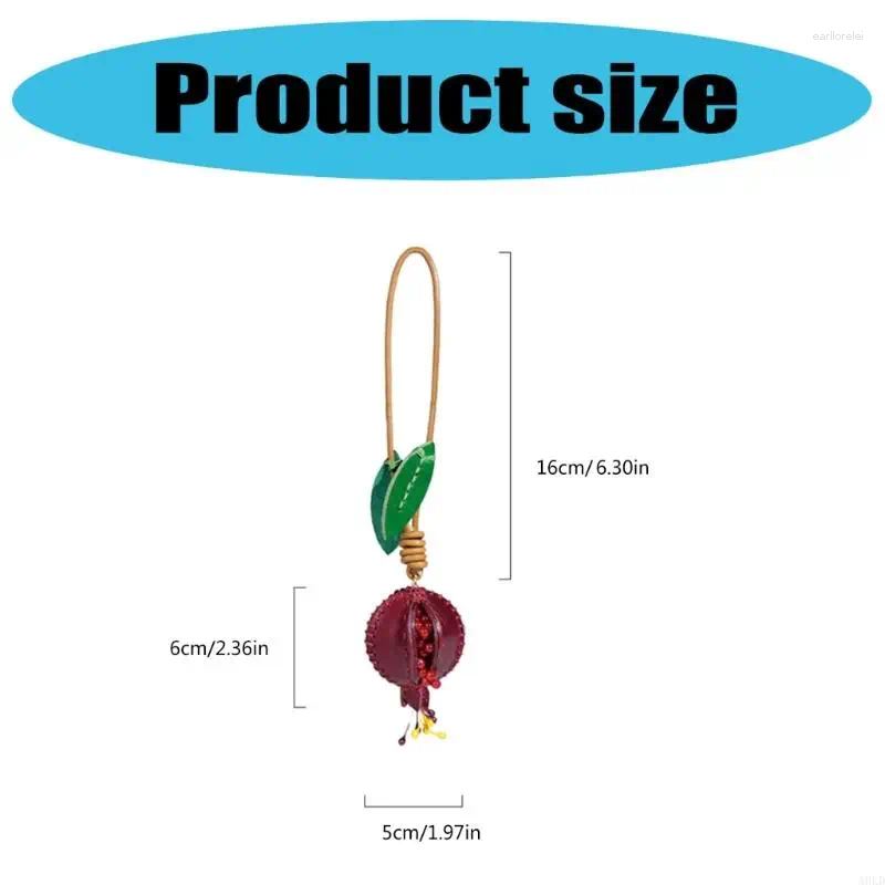 Keychains 3D Pomegranate Pendant PU Leather Keychain Women Bag Charms Decorative Accessories Car Interiors