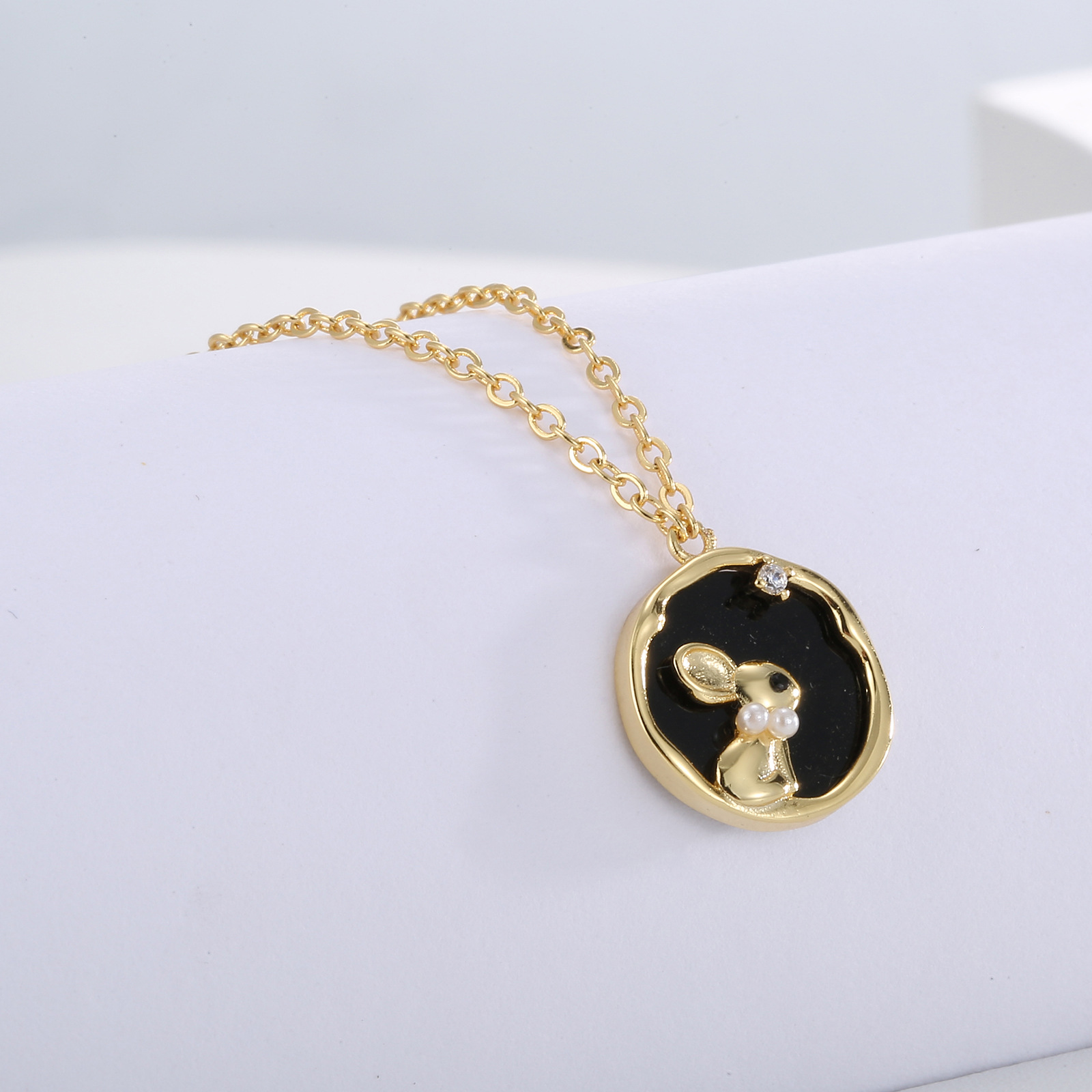 Free shipping Lovely rabbit see the moon designer necklace choker for women gold round retro vintage black cz zircon chokers necklaces jewelry Free sh
