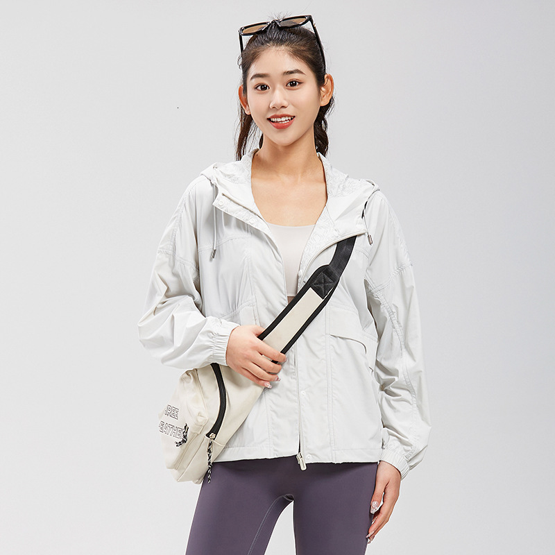 Ddmyoutdoor New Short And Waist Fashion Ice Silk Loose Version Sunscreen Clothing Women S Outdoor Skin Windbreaker Coat Jogging Suit