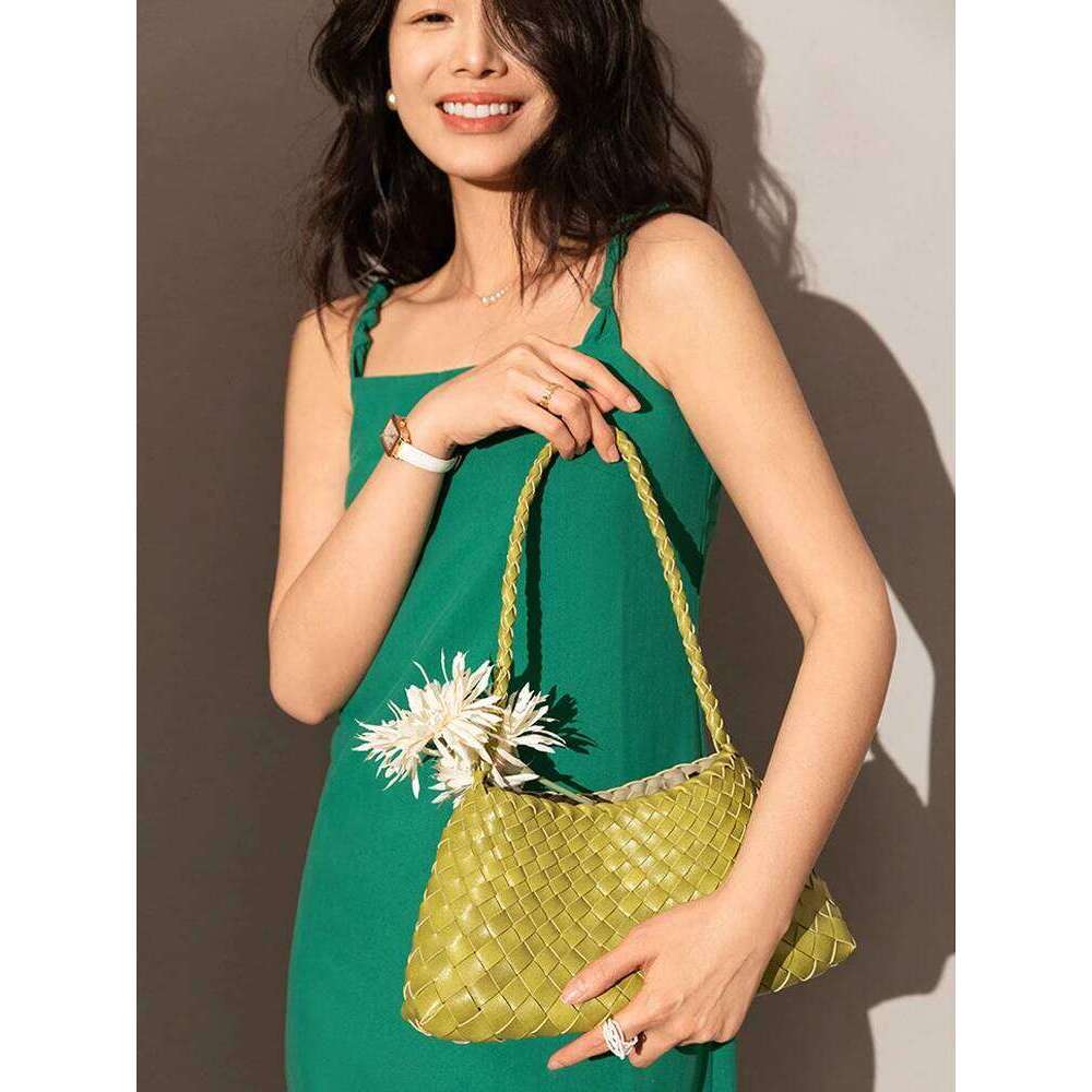 OLOEY Hand-woven women's vegetable basket sailboat bucket bag, casual vacation handbag shoulder bag