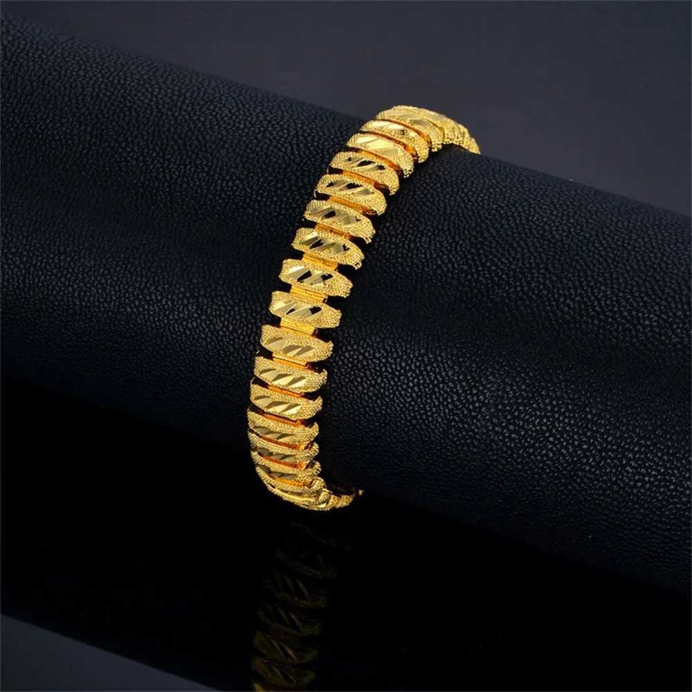 Womens Fashion Heart Chain Bracelet Gold Plated Vintage Bracelets Female Jewelry Party Anniversary Wedding Gift Wholesale W250606