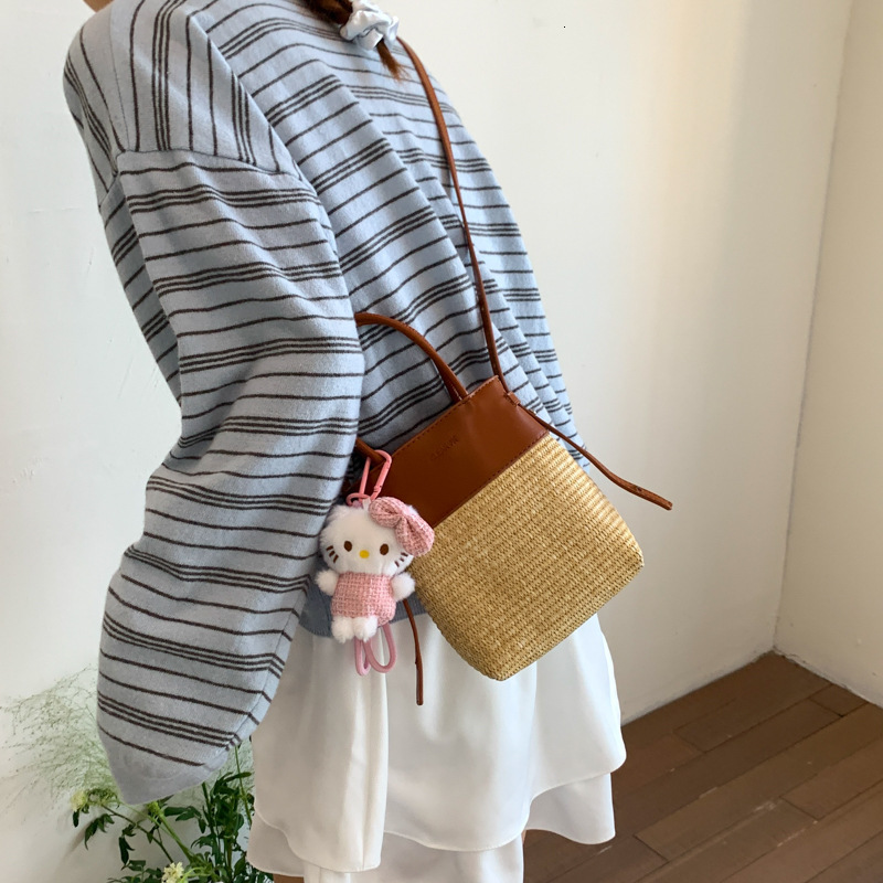 designer Summer Straw Beach Bag 2025 New Patchwork Handbag Niche Design Retro Color Block Bucket Bag Crossb