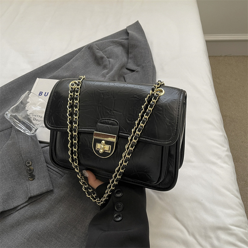 designer Commuting Niche Chain Small Square Bag for Women 2025 Summer New Fashion Single Shoulder Crossbody Bag High-end Sense Wanderer Bag