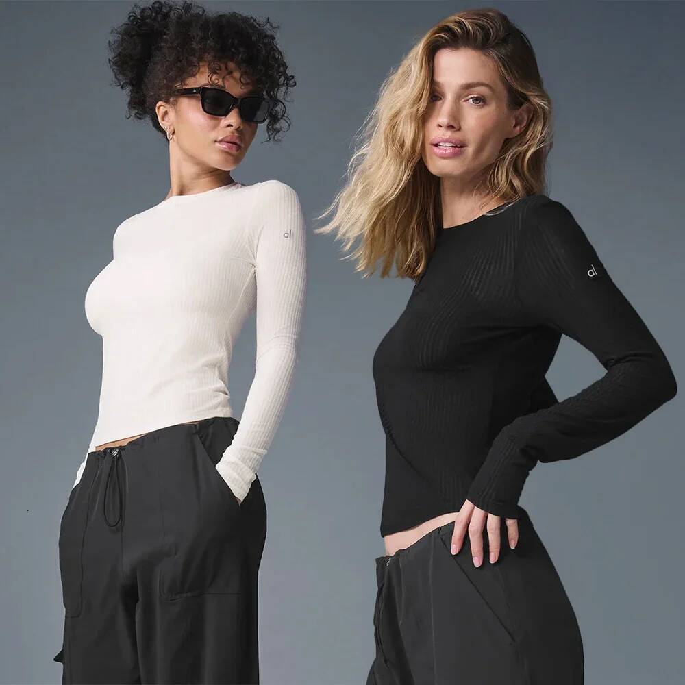 2025 new yoga thread slim long sleeve light and comfortable crew-neck top summer outdoor fiess elastic pullover