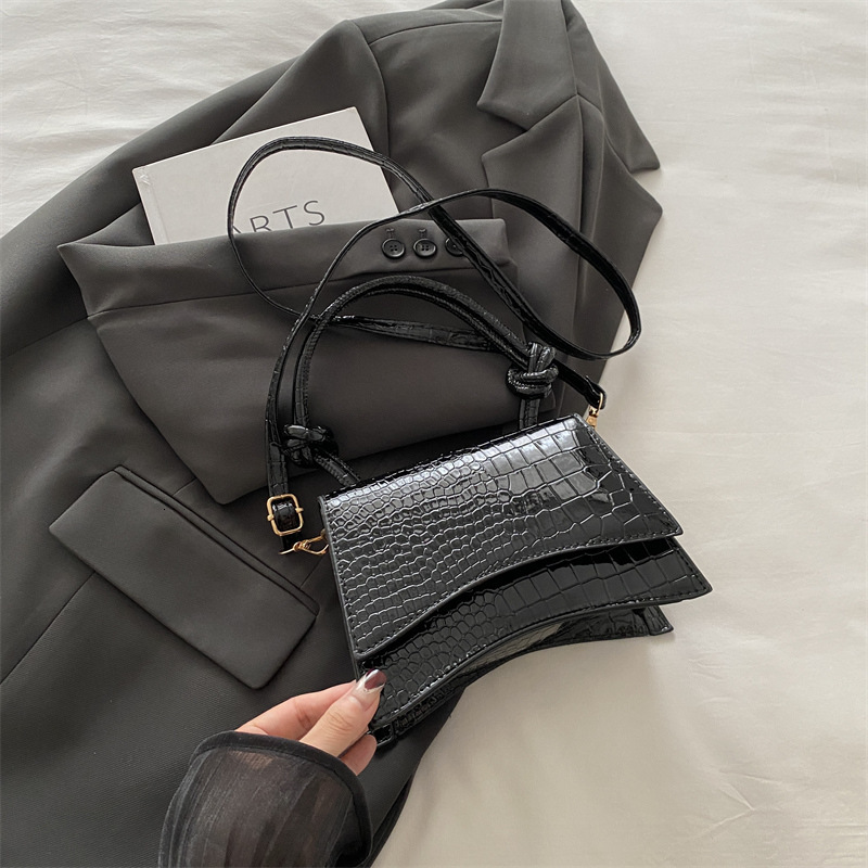 designer 2025 Autumn New French Style Trendy Handbag Small Square Bag Fashion Casual Simple Personality Aesthetic Shoulder Crossbody Bag