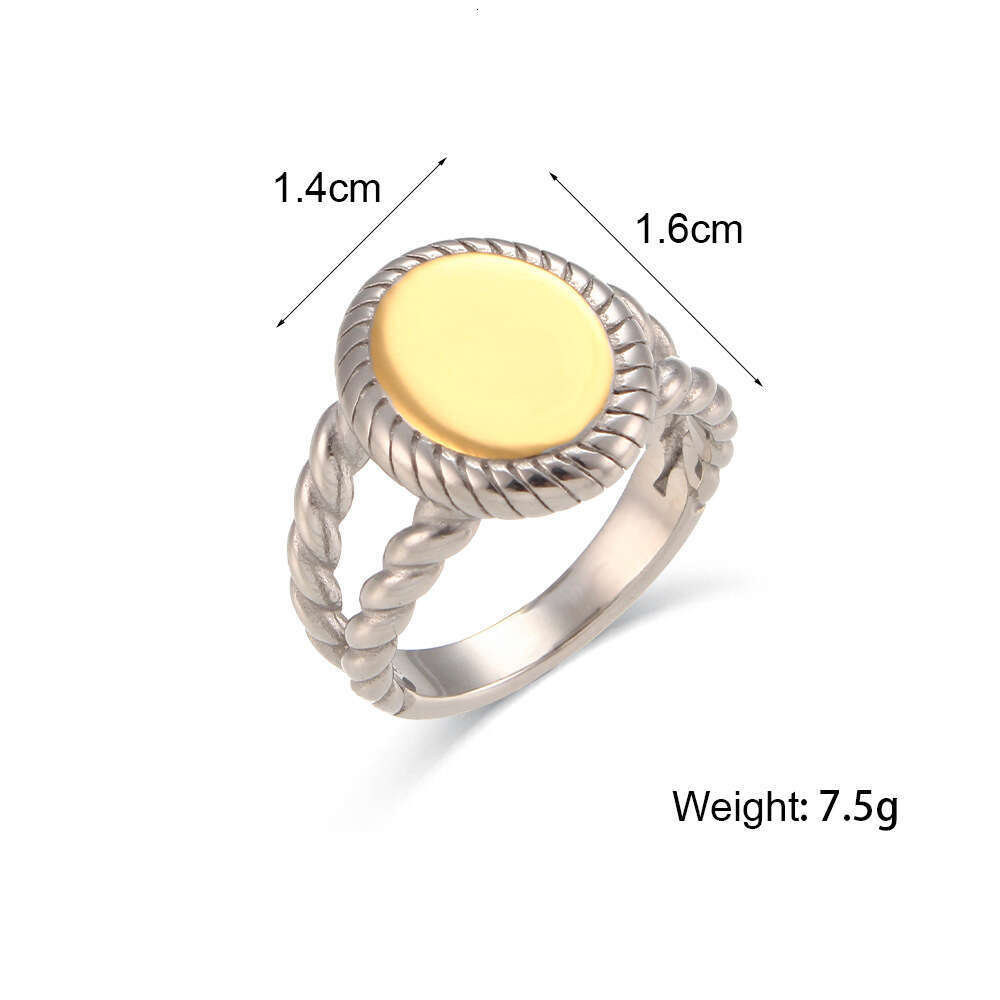 luxury rings Elegant Oval Link Bracelet Style with Golden Finish - A Must-Have Piece