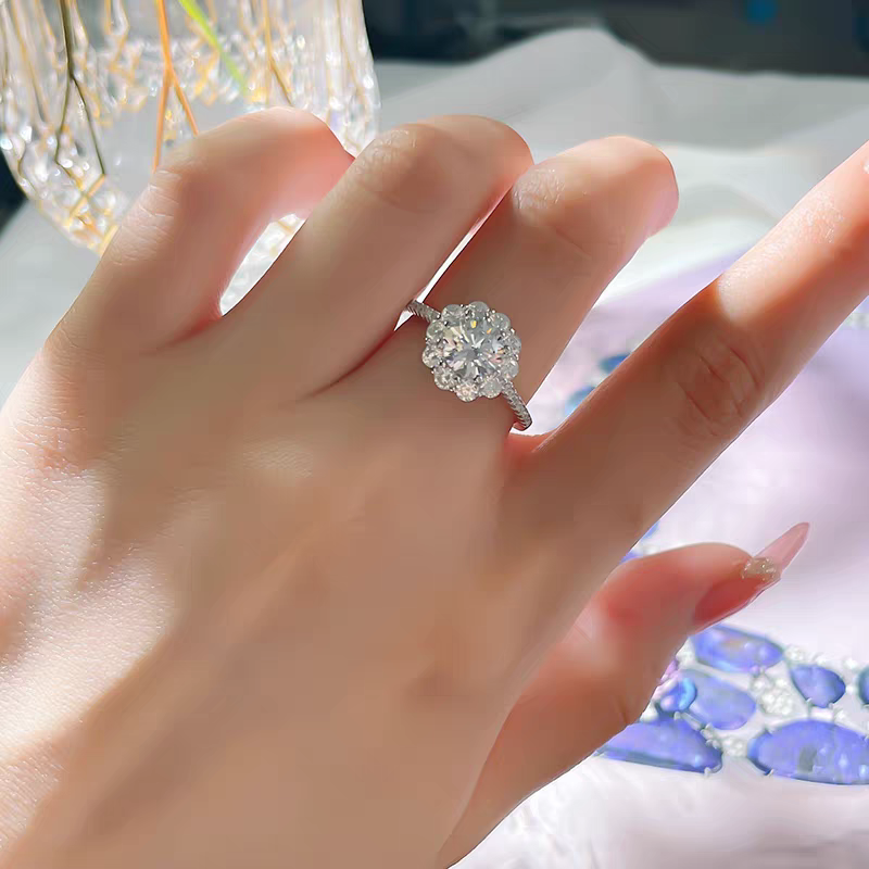 Choucong 1CT Round Cut Moissanite Diamond Sparkling Luxury Jewelry Soild 100% 925 Sterling Silver Party Eternity Women Engagement Flower Ring For Love