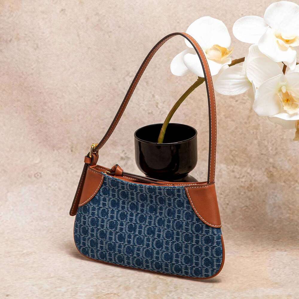 Fashionable Classic Retro Women's New With Adjustable Strap, Business Commuter Multi Functional Shoulder Bag