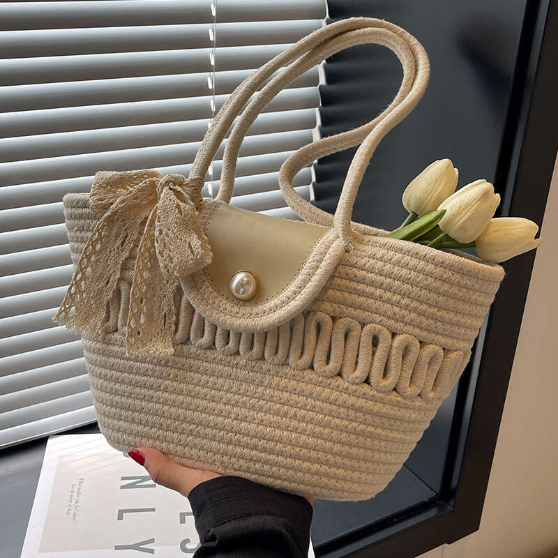 Trendy French Straw 2024 Handmade Woven Beach Bag Niche Pastoral Style Handbag
