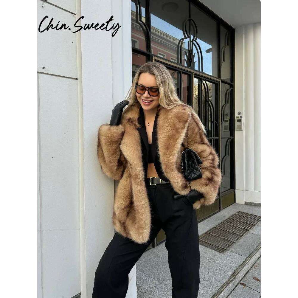 Street Faux Fur Women Coat Urban Full Sleeve Lapel Panelled Pocket Female 2024 Autumn Winter Elegant Lady Outwear luanyun