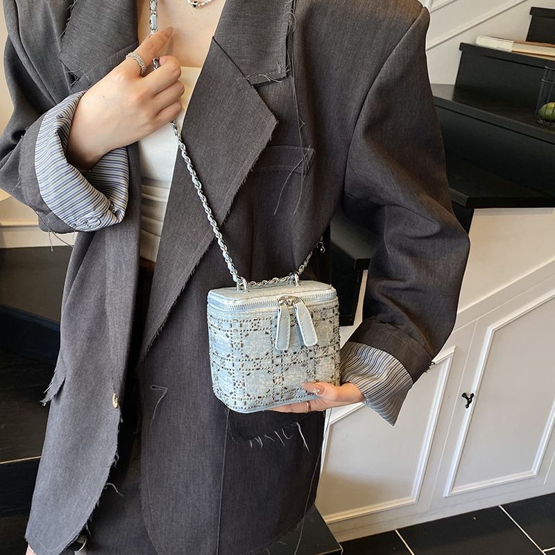 2025 Summer New Women's Bag Mini Exquisite Design Women's Handbag Box Bag Summer New Fashion Women's Multi functional Shoulder Bag Desi