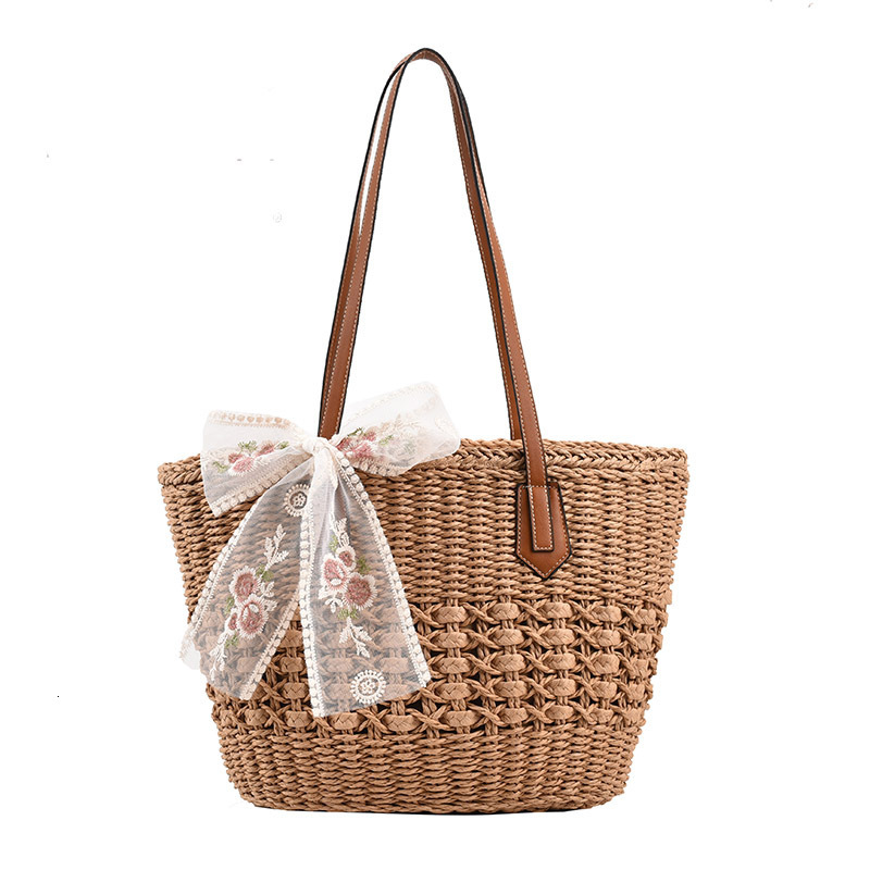 designer Woven Straw Large Capacity Bag for Women 2025 New Summer Versatile Shoulder Bag Beach Commuter Tote Bag