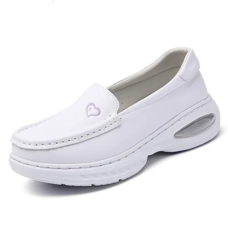 Ddmyoutdoor Flat Loafers Casual On Nurse Shoes Women Outdoor Non Slip Soft Breathable White Work Shoe Outdoor Shoes