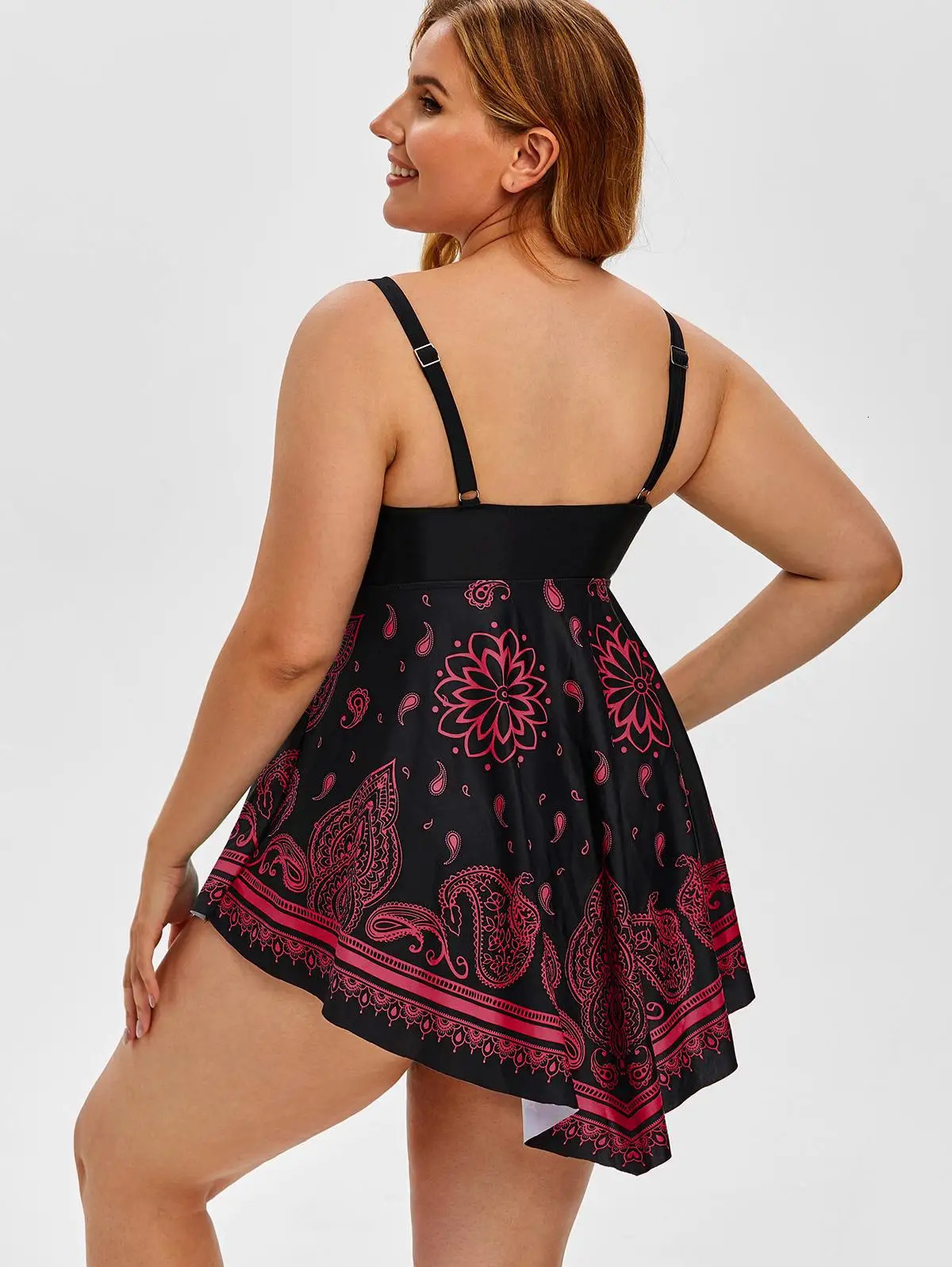 ROL Plus Size Womens Curve Paisley Handkerchief Padded Modest Tankini Swimsuit 250603
