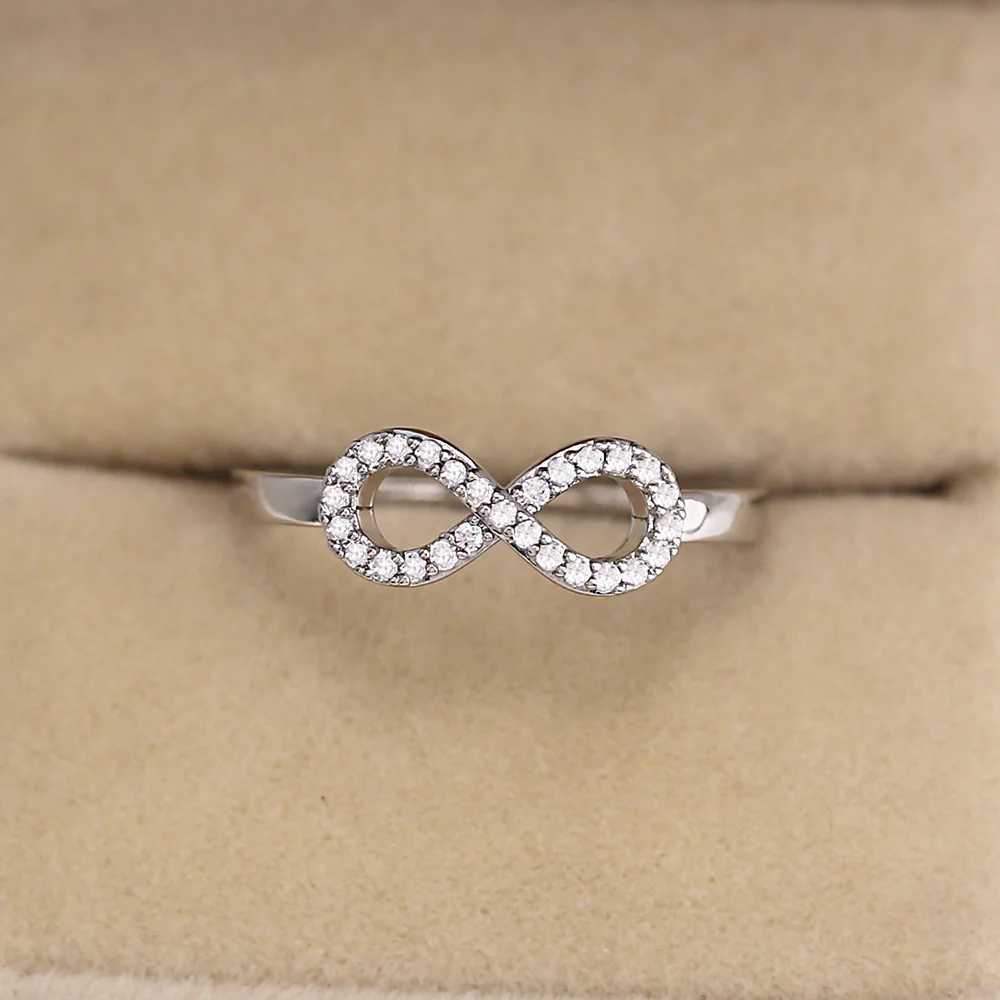 Huitan Trendy Infinity Rings Fashion Simple Accessories Lucky Upside-Down Letter Eight Shaped Women Middle Finger Rings 2019 W250606