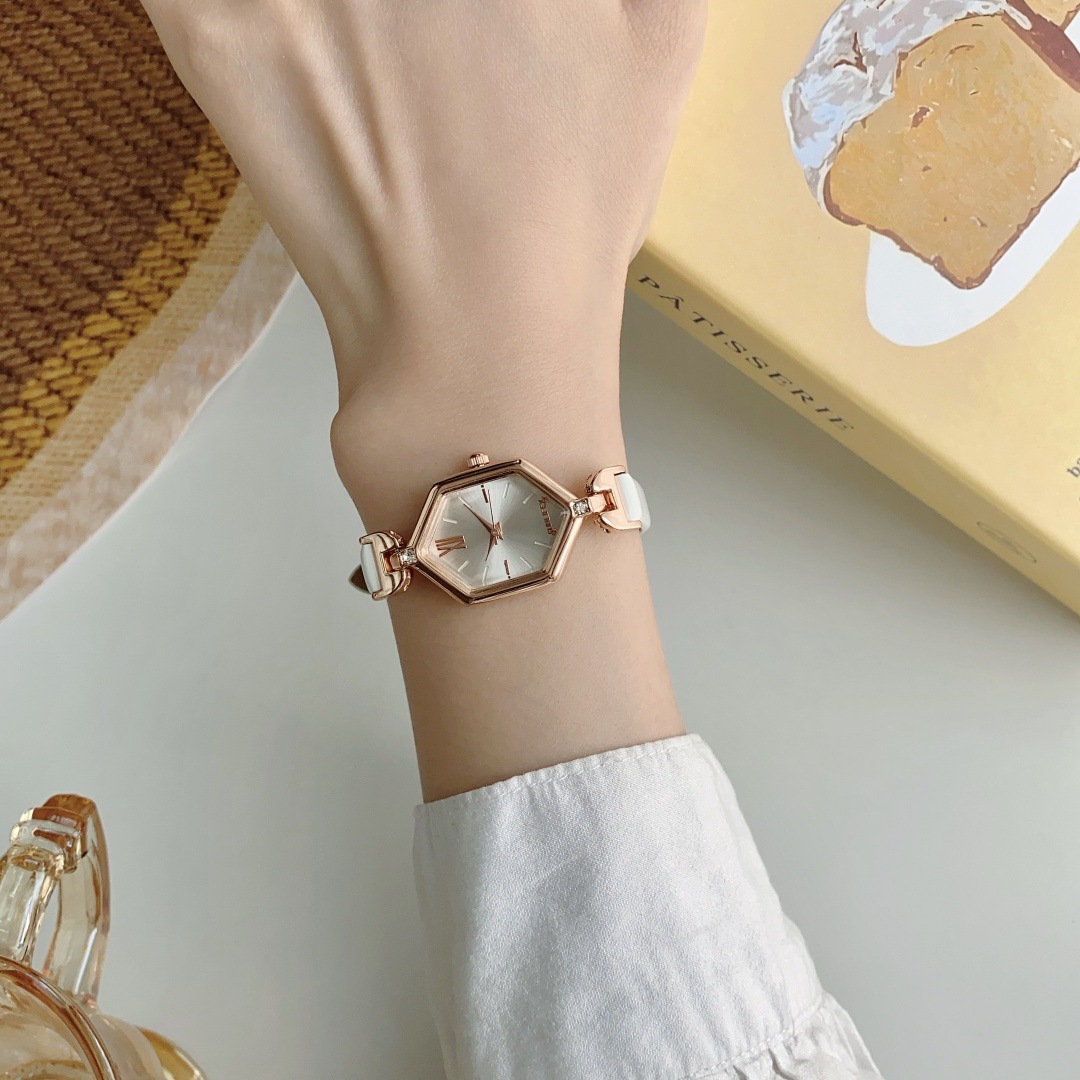 Sophisticated SUNLIFEX Unisex Mini Chronograph Wristwatch Combining Modern Aesthetics with Versatile Appeal