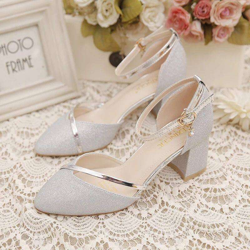 2025 Summer New Women's Pointed Root Root Thick Heel Korean Fashion Sandals with One Button, High Heels, Women's Shoes, Gifts