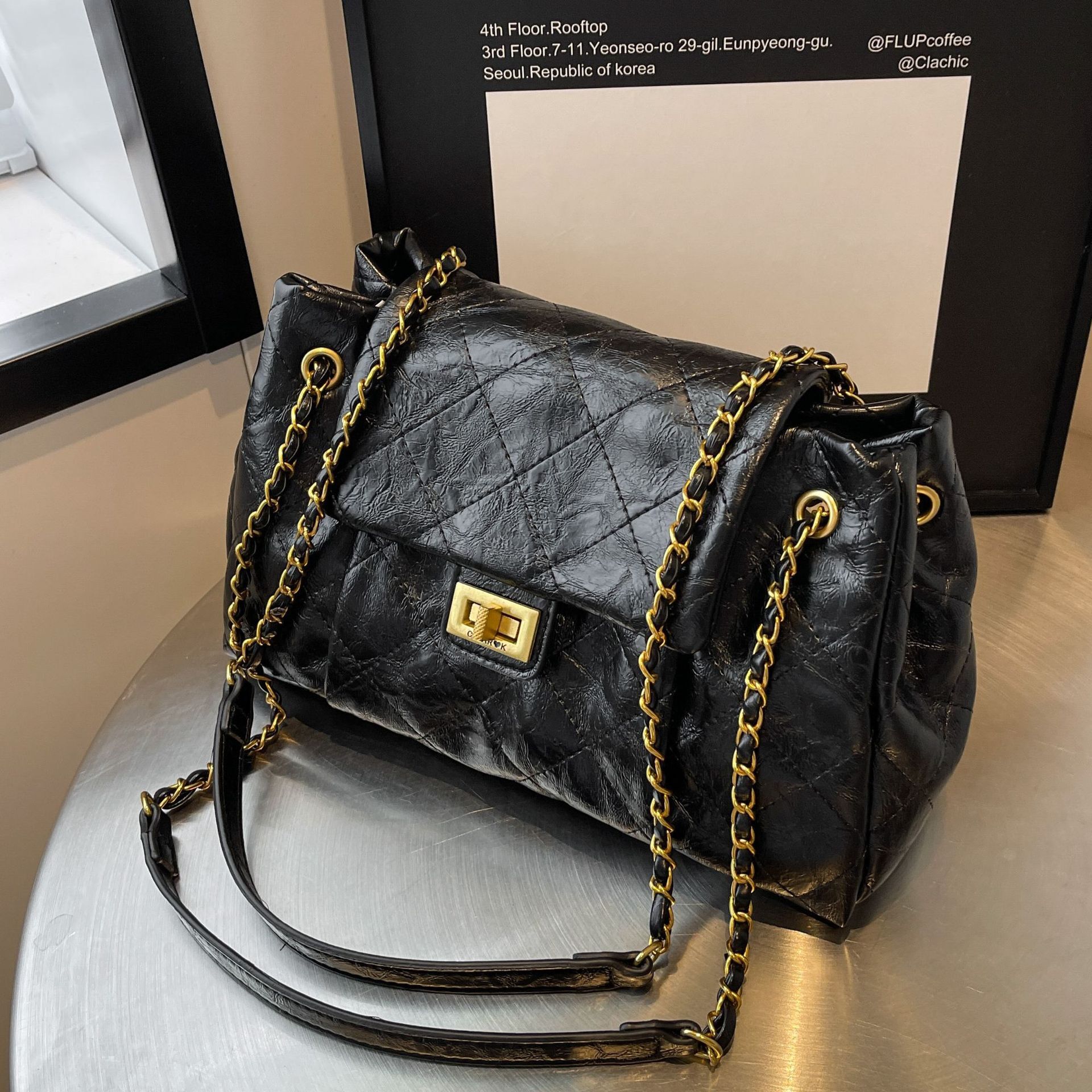 designer High-end Retro Large Bag 2025 New Women's Bag Trendy Hot-selling Versatile Crossbody Bag Fashion Handbag Tote Bag