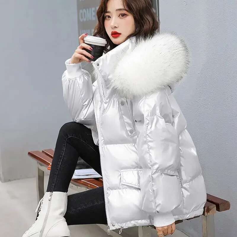New White padded Jacket Female Authentic Short Fashion Foreign Air Loose Bright Face Wash Thick Bread Suit Winter Coats Women