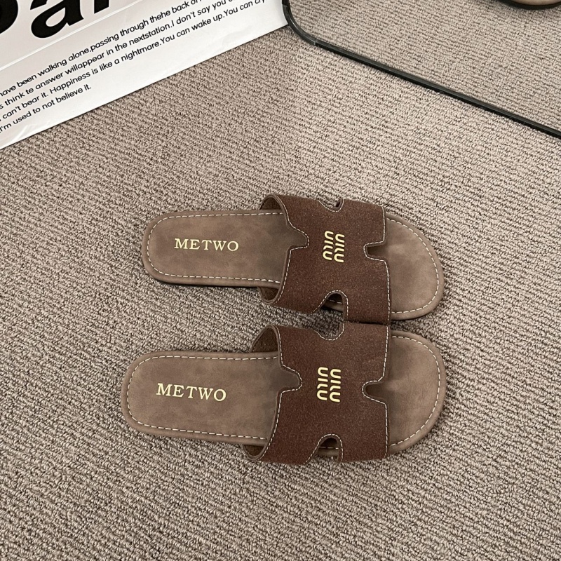 Summer Free Shipping New Luxury Designer Women's Thick Bottom Casual Flat Bottom Non slip Beach Sandals Fashion One Word Khaki