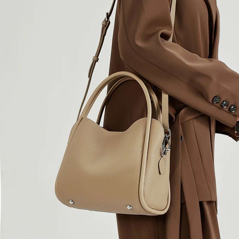 Designer Bags 2025 Women's Cow Real Leather Crossbody Bag Female Fashion Designer Shoulder Bags Ladies Natural Cowhide Casual Retro Handbags Luxu