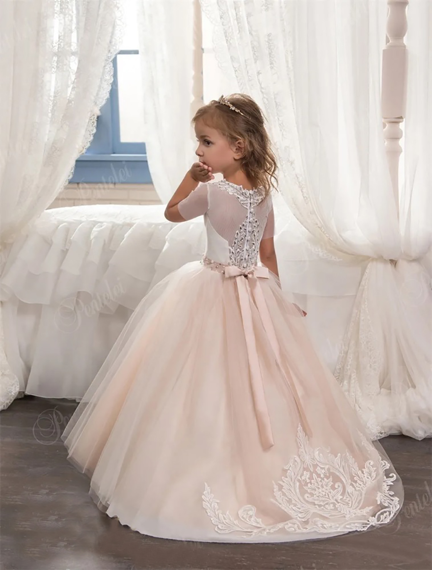 Ivory Flower Girls Dresses with Short Sleeves 2025 Pentelei Beaded Crystals Appliques Tulle Litte Girls Birthday Gowns Custom Made