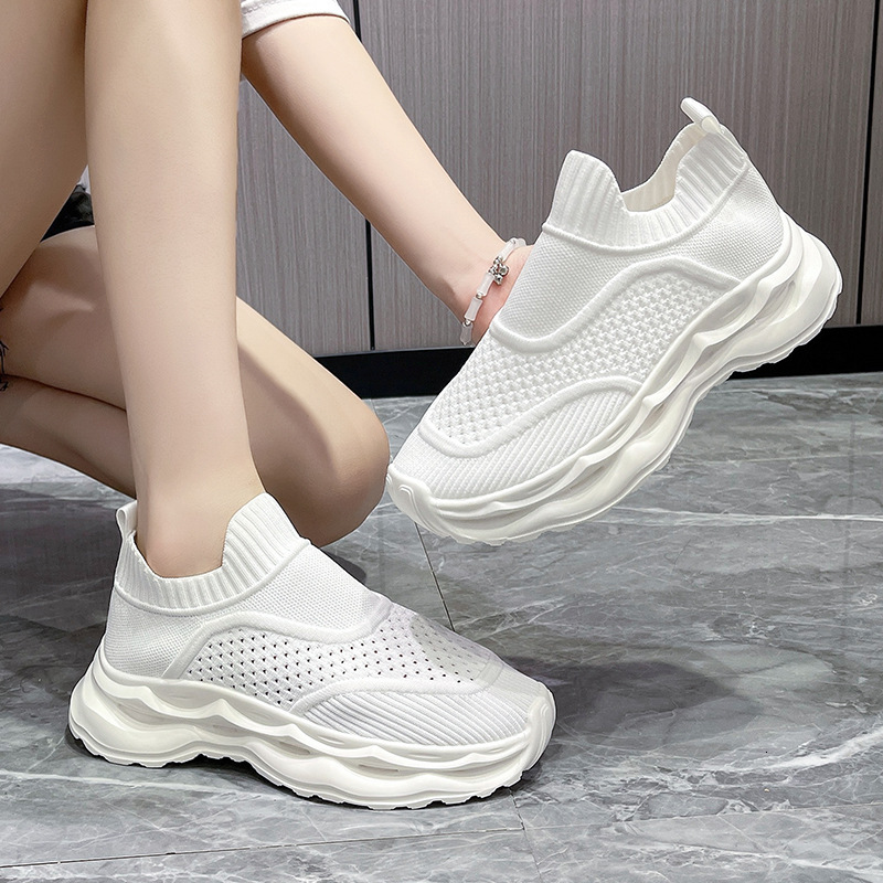Women S Sports Flyknit Summer New Mesh Hollow Breathable Lightweight Casual Shoes Slip On Casual Shoes Ddmysaturn