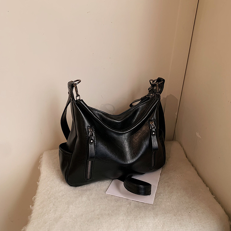 Free Shipping Designer Bag Large Capacity Women 2025 New Fashionable Crossbody With Versatile Texture For Commuting Single Shoulder Tote Bag Trend