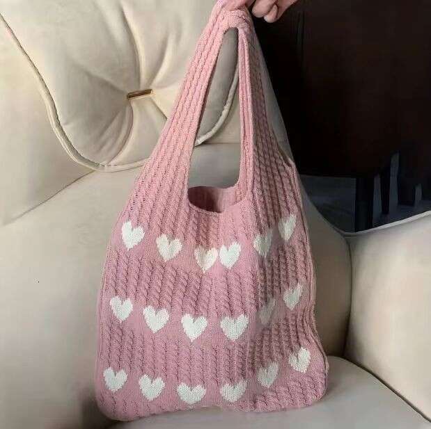 New Knitted Woven Heart-Shaped Women's High-End Exquisite Yarn Handbag Shoulder Shopping Bag B5