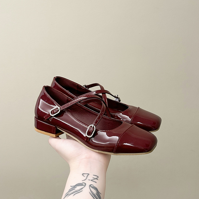 JC03 Chic Ballerina Shoe Design rencontre la pratique nouvelle collection de sandales élégantes pour le printemps / été